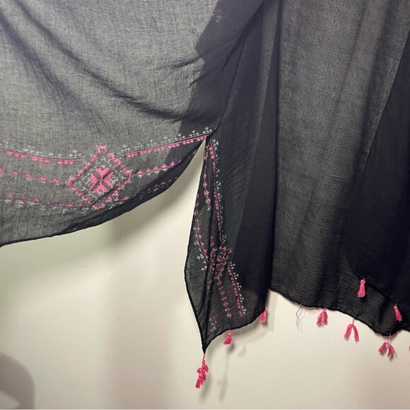 Bebe Women’s Black Embroidered Kimono Cardigan Tassel Trim One Size Boho Chic - Picture 6 of 7